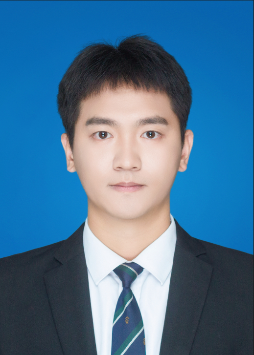 李鑫